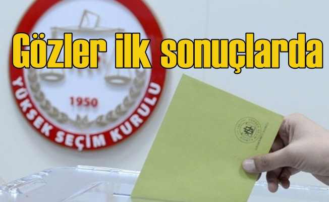 İstanbul'da seçim heyecanı zirvede | Nefesler tutuldu, sonuçlar bekleniyor