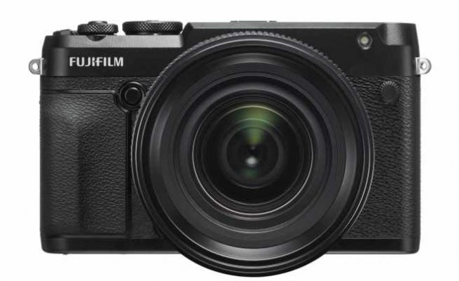 Fujifilm X-T200 Fotoğraf Makinesini ve Yeni Lenslerini Tanıttı