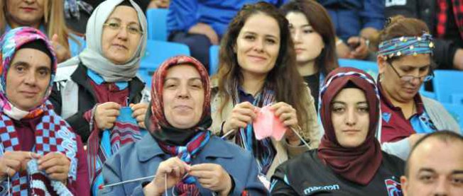 #futbolkadinlarlaguzel, Trabzonspor-Fenerbahçe maçında kadın ağırlanacak