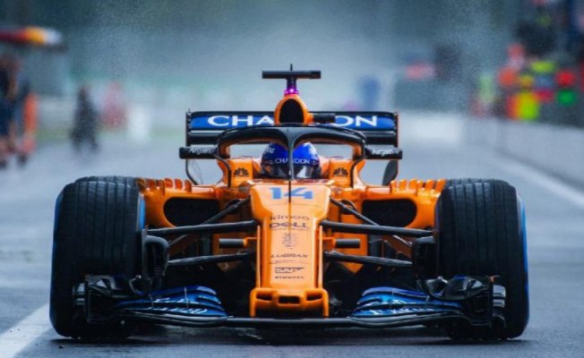 McLaren Formula 1 yarışından çekildi