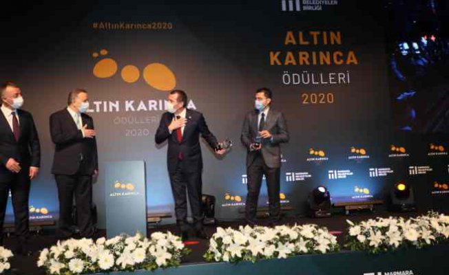Altın Karınca Ödülleri’nin ikisi Zeytinburnu Belediyesi’ne
