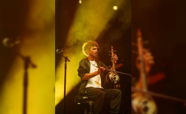 Mark Eliyahu YBY Woods Konserinde İzleyenleri Büyüledi