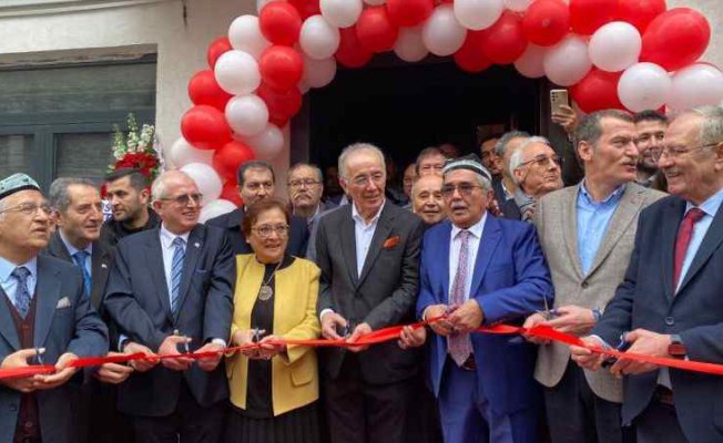 Türkistanlılar Kültür Merkezi açıldı