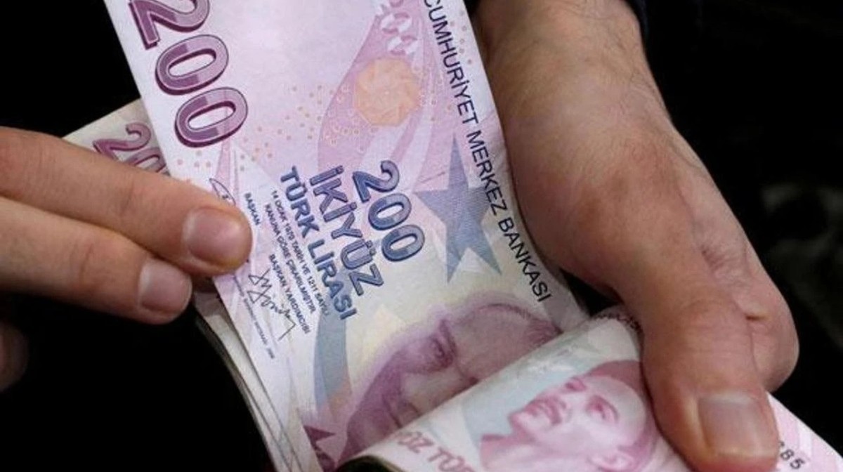 Emeklilere karşılıksız 25.000 TL ek ödeme