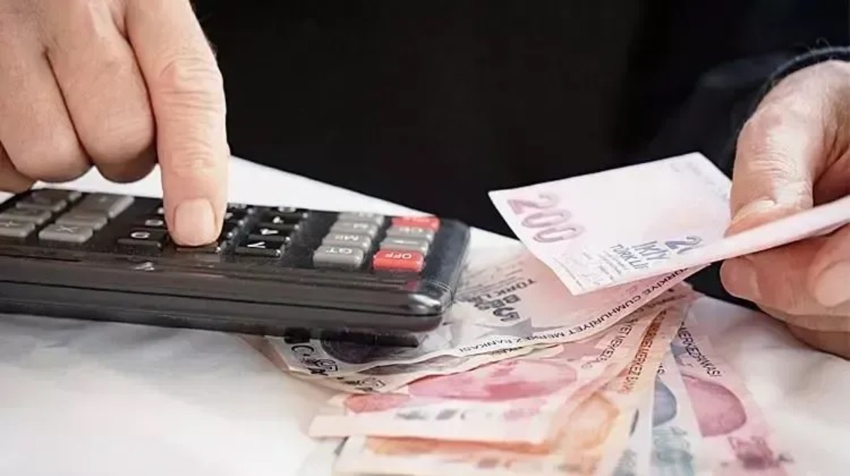 Emekliye çifte maaş