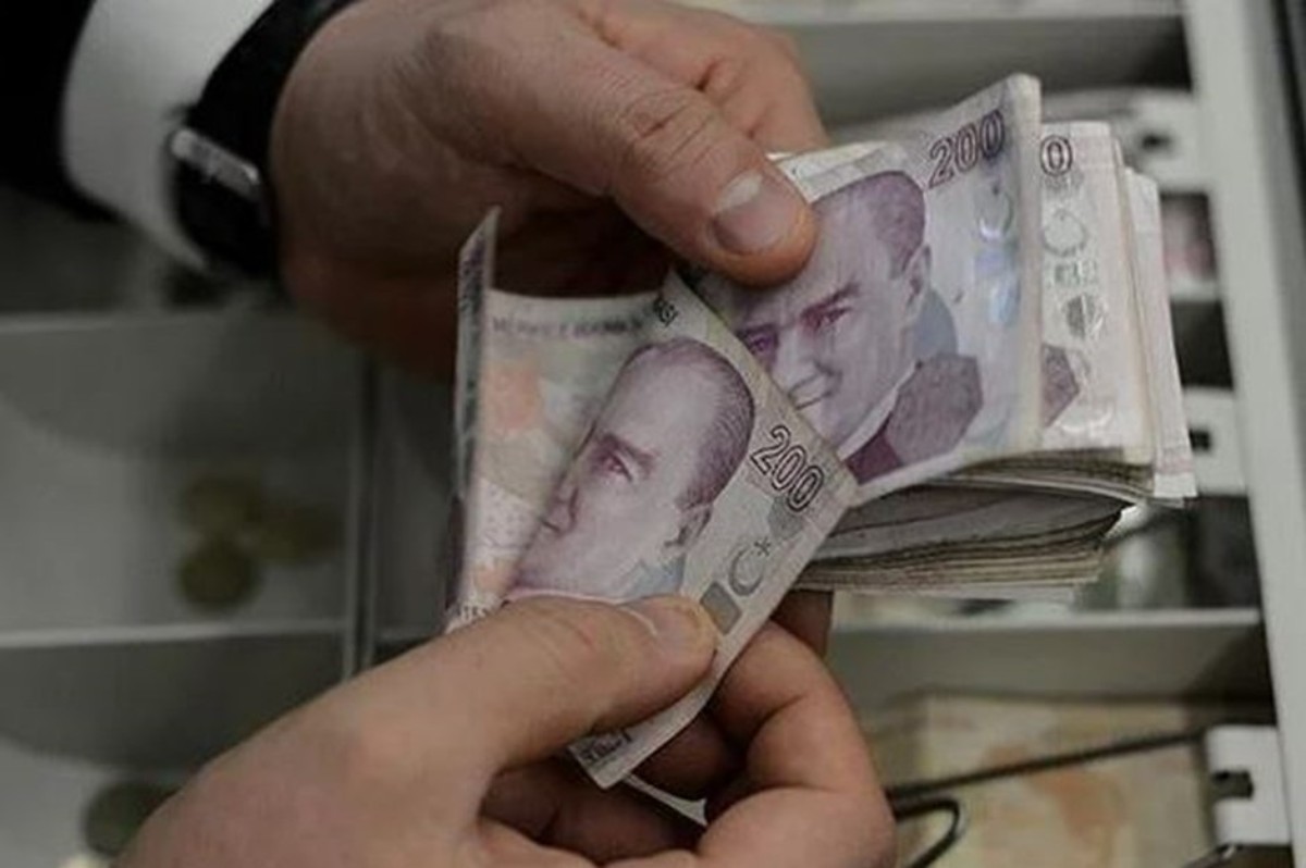 Kimse Bu Rakamları Beklemiyordu! Emekli Aylığı ve Memur Maaşlarında Temmuz Sürprizi! Masadaki 3 Rakam Herkesi Şaşırttı