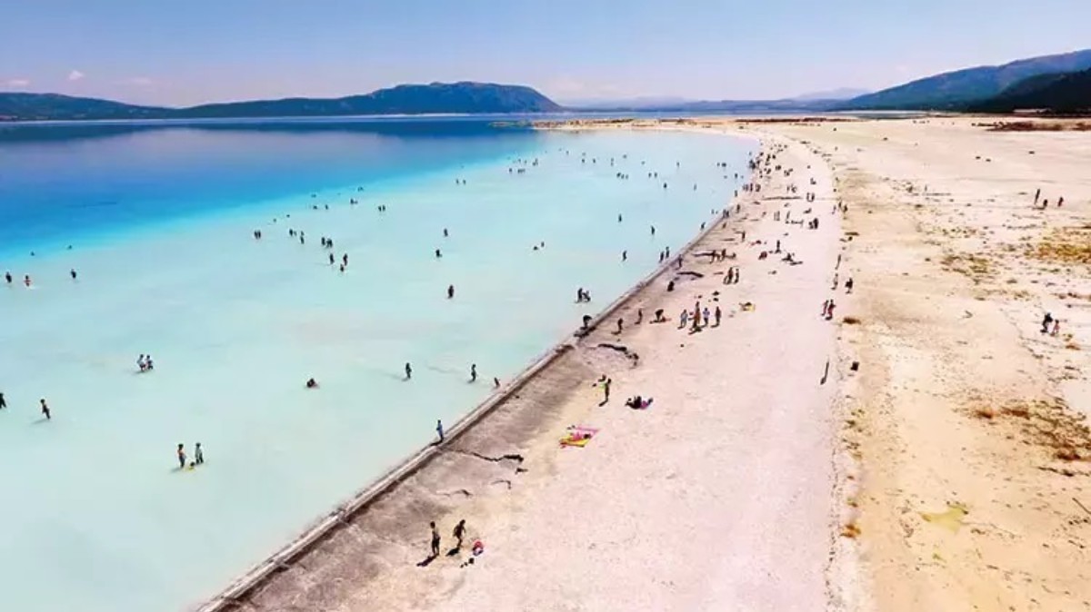 Salda Gölü