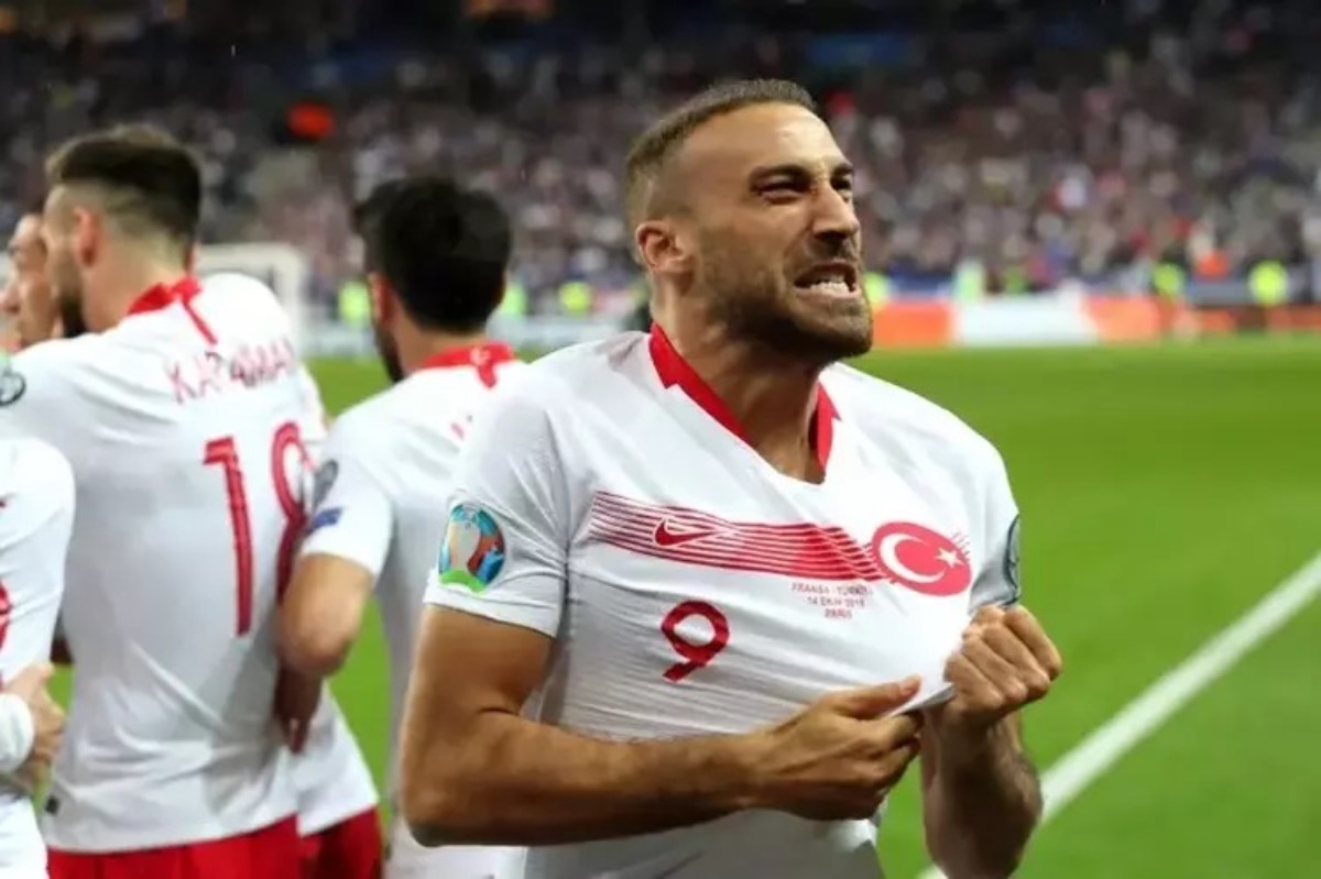 Cenk Tosun'un Samsunspor ile anlaşması
