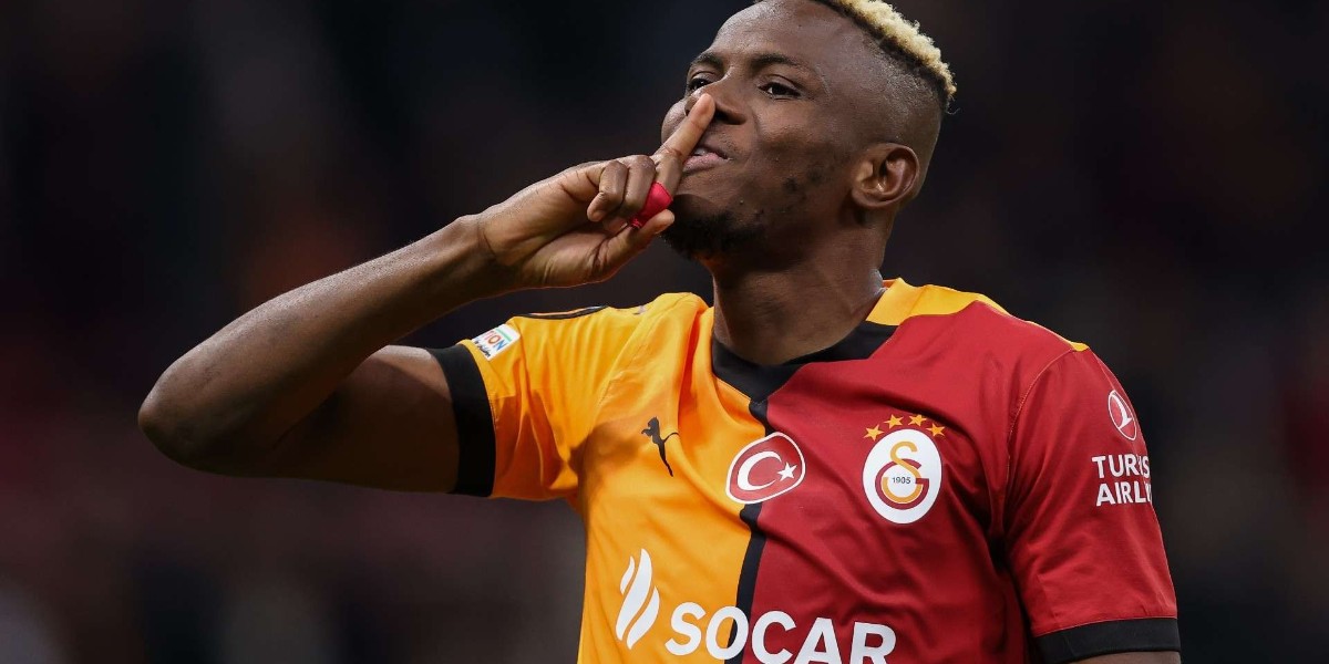osimhen sarı kırmızılı takımda kalacak