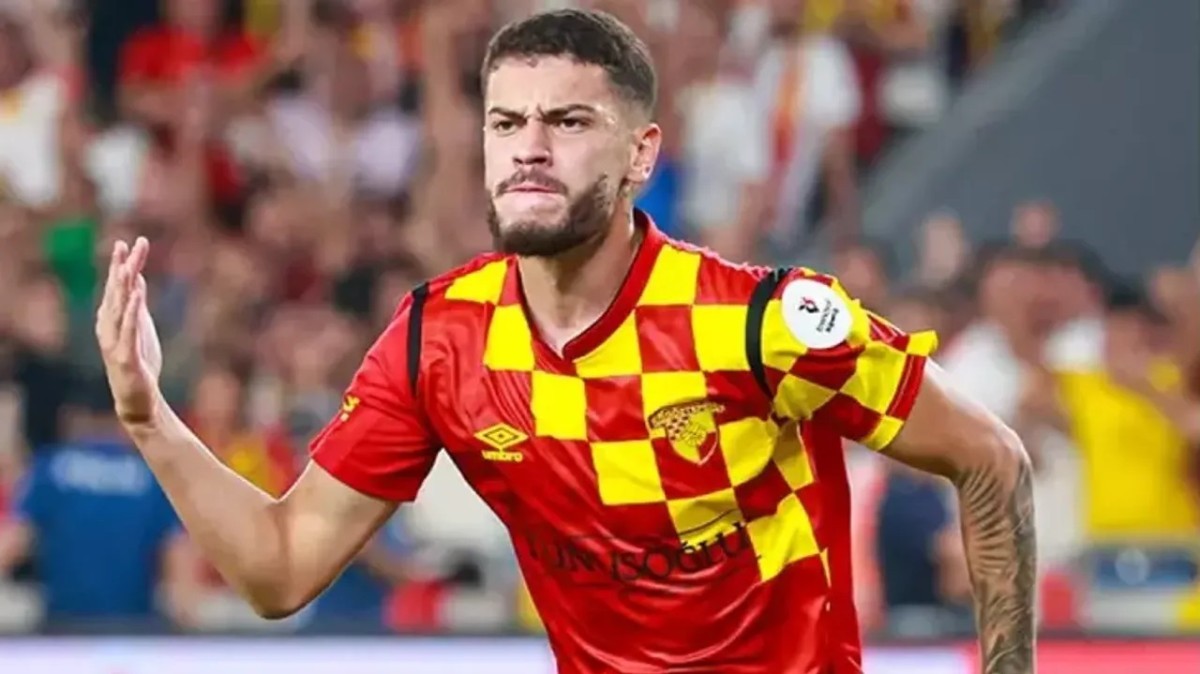 Romulo'ya Süper Lig ile Avrupa'dan teklifler