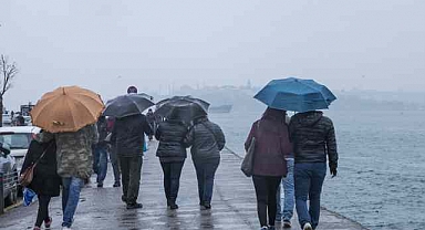 AKOM bu gece için uyardı | İstanbul'a yağmur geliyor