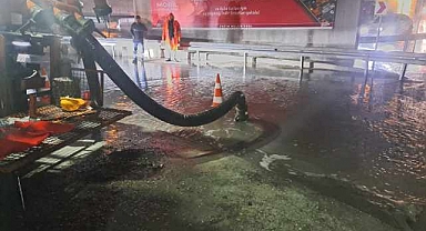 İBB ekipleri sabaha kadar teyakkuzda bekledi