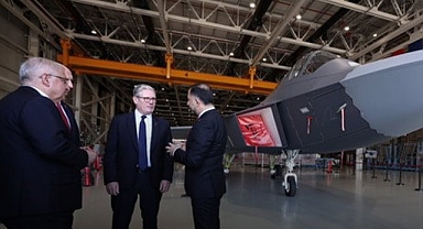 İngiliz Başbakan TUSAŞ'ta Kaan'ı ziyaret etti