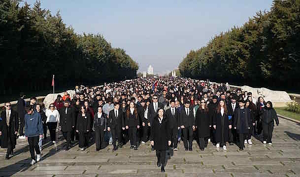 Çağdaş Gençlik 17. Geleneksel Anıtkabir buluşması gerçekleştirildi