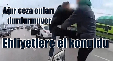 Trafikte uçan tekme attı, ehliyetine el konuldu