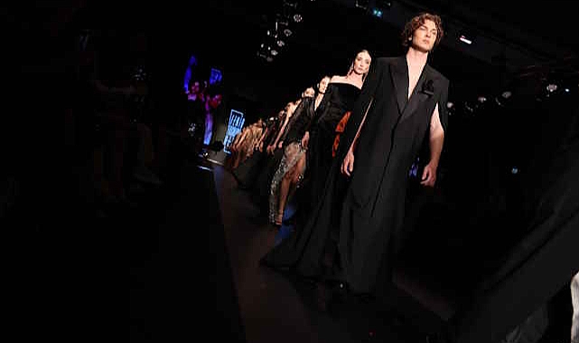 İzmir Fashion Week | İzmir'de moda şov