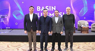 Yapay zeka müzik birliklerini birleştirdi