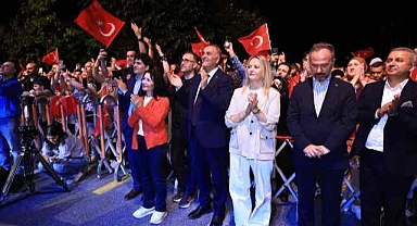 Saraçhane'de Fetih Coşkusu | İmamoğlu'nun mesajı damgasını vurdu