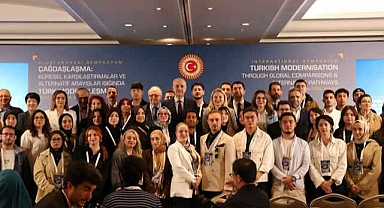 Türkiye’nin modernleşme serüveni masaya yatırıldı!