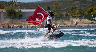 İzeltaş Dünya Motosurf Şampiyonası’nda Türkiye Rüzgarı Esti