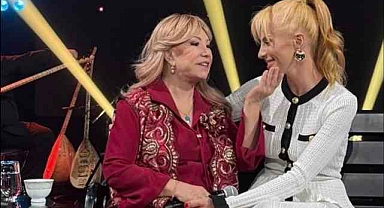 Bedi Akartürk, 87 yaşında Türkü ziyafeti yaşattı