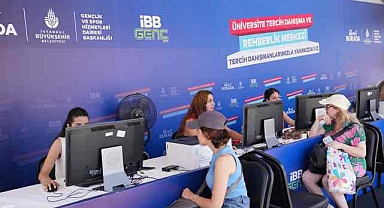 İBB YKS tercih döneminde gençlerin yanında