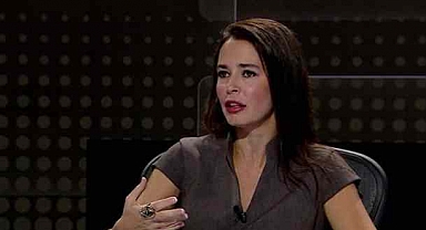Pelin Batu özür diledi | Bana yakışmadı!