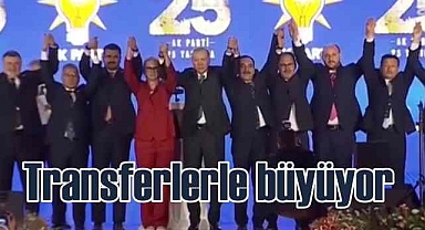 3 milletvekili ve 7 belediye başkanı AKP'ye katıldı