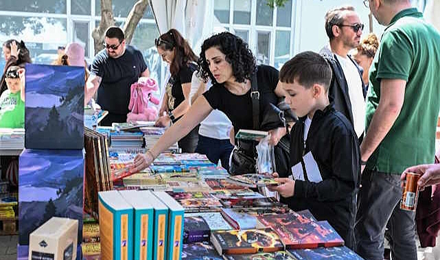 İZKİTAP - 8. İzmir Kitap Fuarı açılıyor