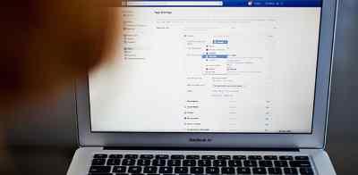 Facebook videolarının otomatik başlaması nasıl engellenilir?