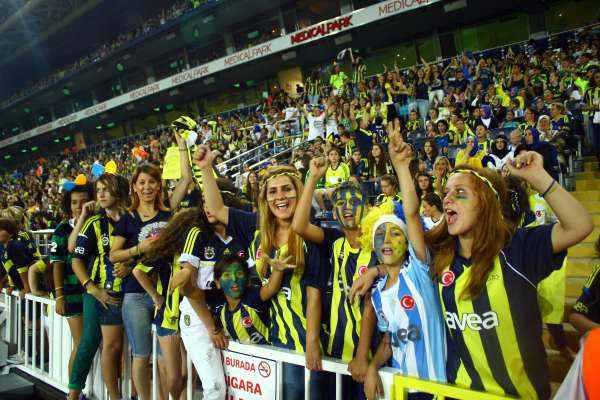 Fenerbahçe Rizespor maçı hangi kanalda, saat kaçta?