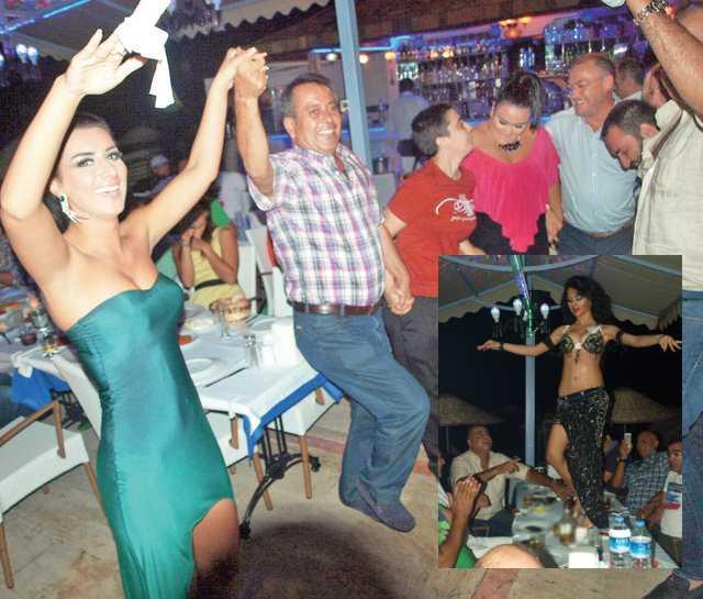 Murat Göğebakan'ı dansözle şampanya ile andılar