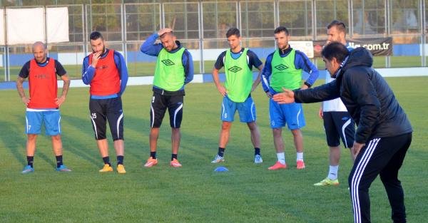 Adana Demirspor, Karşıyaka maçı hazırlıklarına başladı