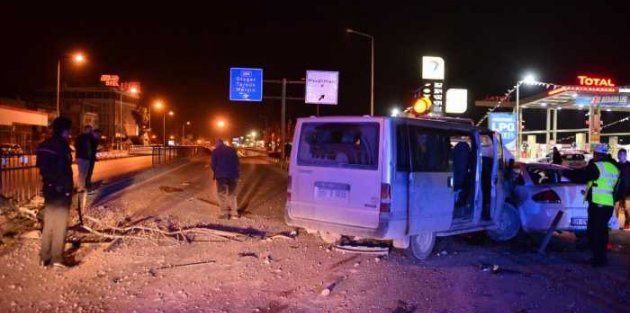 Adana'da işçi servisi faciadan kıl payı kurtuldu