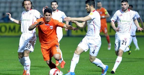 Adanaspor - Samsunspor maçı fotoğrafları