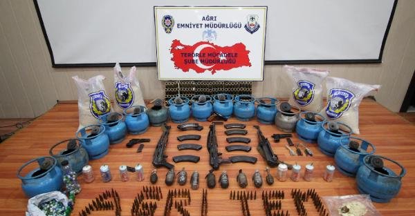 Ağrı'da PKK'nın şehir yapılanmasına operasyon: 14 gözaltı