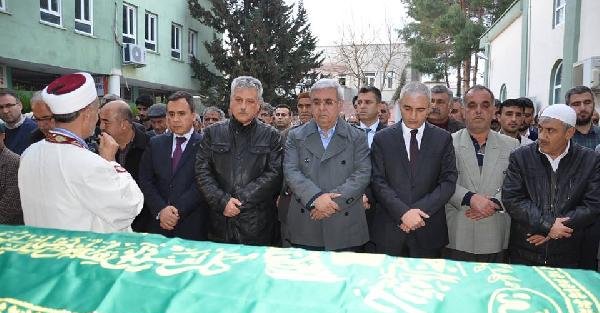 AK Partili Metiner'in teyzesi yaşamını yitirdi