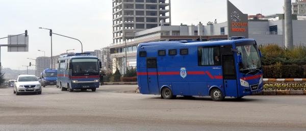 Alaattin Çakici, Hasta Annesini Görebilmesi İçin Kırıkkale Cezaevi’nden İstanbul’a Götürüldü