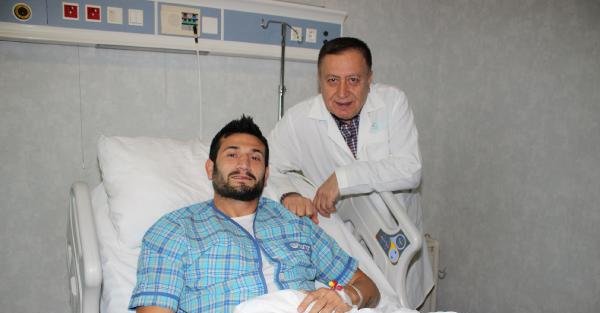 Albimo Alanyaspor'un kaptanı Koray İzmir'de ameliyat oldu