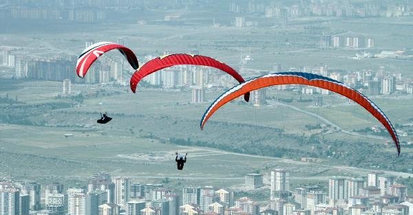 Ali Dağı Yamaç Paraşütü Kupası heyecanı başladı