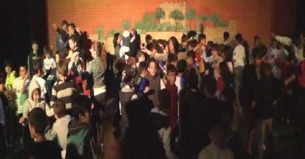 Altınordu '23 Nisan Çocuk Şenliği' renkli görüntülere sahne oldu haberinin fotoğrafları