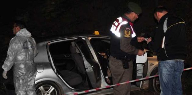 Antalya'da otomobil içinde çifte infaz