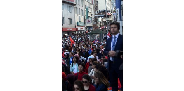 Başbakan Davutoğlu: Mazlumları zalimlere teslim etmek Türklüğe yakışmaz - Ek fotoğraflar