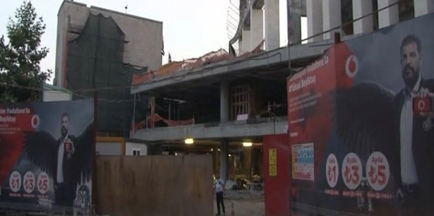 Beşiktaş Stad İnşaatında İskele Çöktü