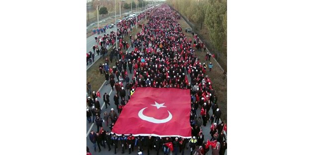 Binlerce Dadaş Ecdadına Yürüdü -  Ek Fotoğraf