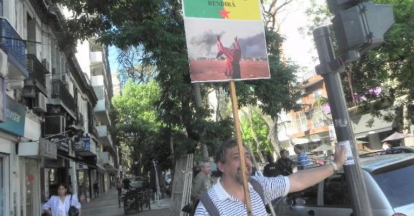 Buenos Aires'te Kobani Eylemi