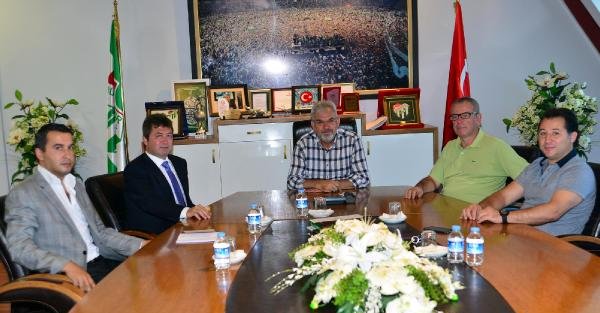 Bursaspor'a Mustafa Çağlar’dan ziyaret