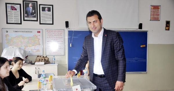 CHP'li İnce, Yalova'da oy kullandı