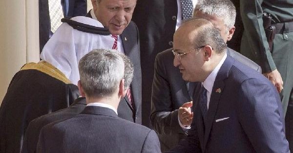 Cumhurbaşkanı Erdoğan Riyad'da resmi törenle karşılandı (2)