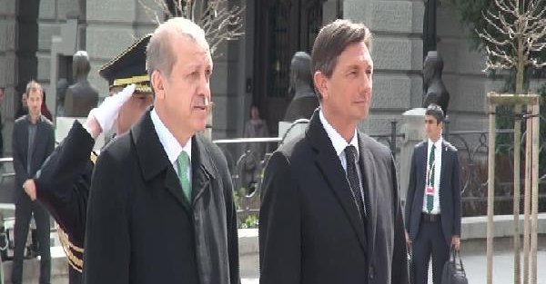 Cumhurbaşkanı Erdoğan Slovenya'da resmi törenle karşılandı